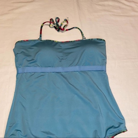 Tart Collection Ruffled Floral Swimsuit Medium - Picture 6 of 14